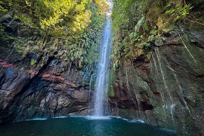 25 Fountains Levada: Hiking Tour in Madeira Rabaçal Valley (PR6) - Entering Rabacal Valley: why this PR6 route is so popular