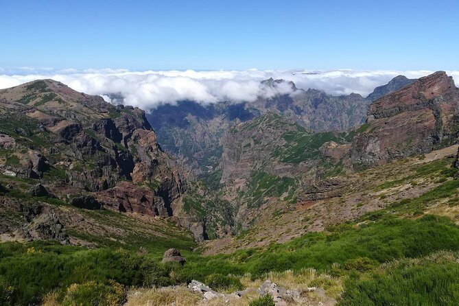 Achadas Teixeira- Pico Ruivo -& Pico pedras/Queimadas forest walk - Pico Ruivo summit-area views: the payoff stop