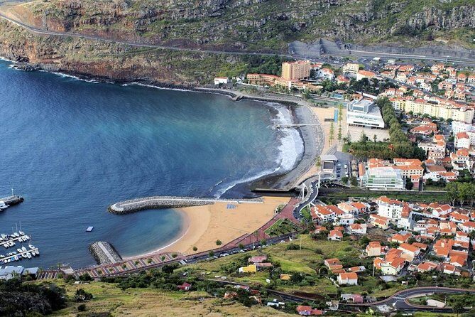 Around The Island - Two Days Tour From 9am To 5pm (Each Day) - Day 2: Cristo Rei, Ponta de São Lourenço, Santana, and Pico do Arieiro