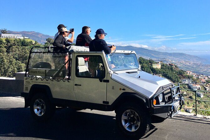 CABO GIRÃO (Half Day tour/3h) / Private Classic Car (4L). - The Scenic West Coast Road: Bananas, Pebbles, Vineyards, and Valley Life