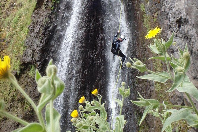Canyoning Madeira Island - Level Two - The Funchal start: getting organized fast and out of the city