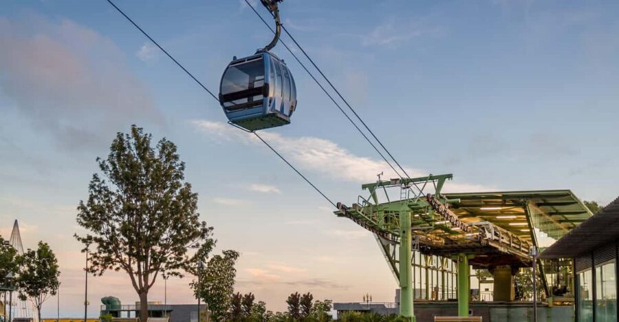 Funchal: 2-Hour Tuk-Tuk Tour with Cable Car Finale - Pickup in Funchal: start where you’re staying