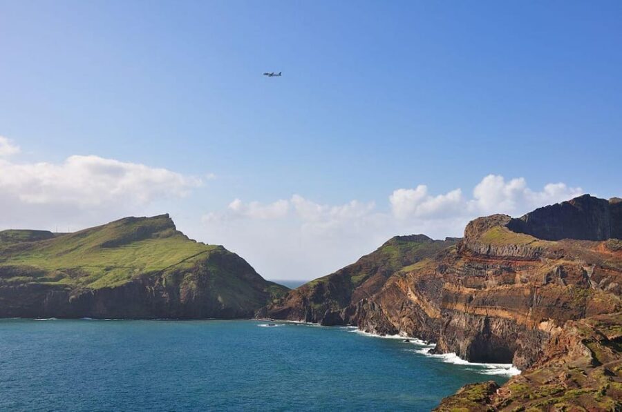 Funchal: Caniçal Ponta São Lourenco Hiking Transfer - The PR8 Route: why Ponta São Lourenço feels so different