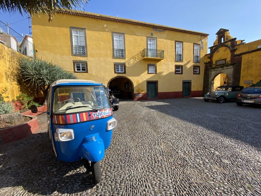 Funchal: City Highlights Tuk-Tuk Tour - Pico dos Barcelos Lookout: The Best First Photo Break
