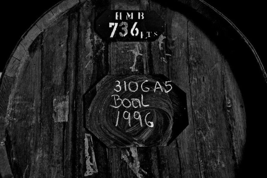 Funchal: H.M. Borges Winery Guided Tour with Wine Tasting - Language, pace, and small “watch-outs”