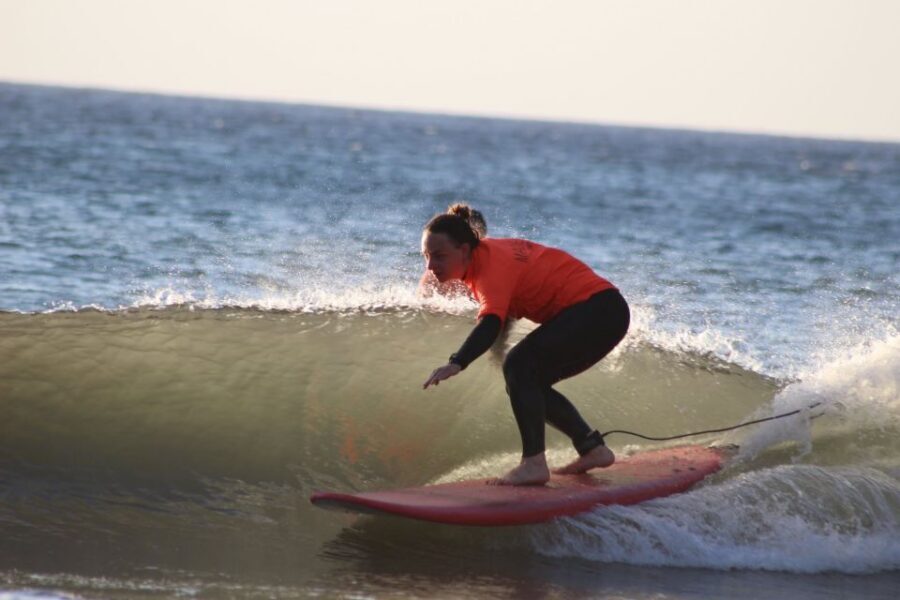 Funchal: Madeira Island Group Surf Lesson - Madeira Surf Lesson from Funchal: What Happens in Those 4 Hours
