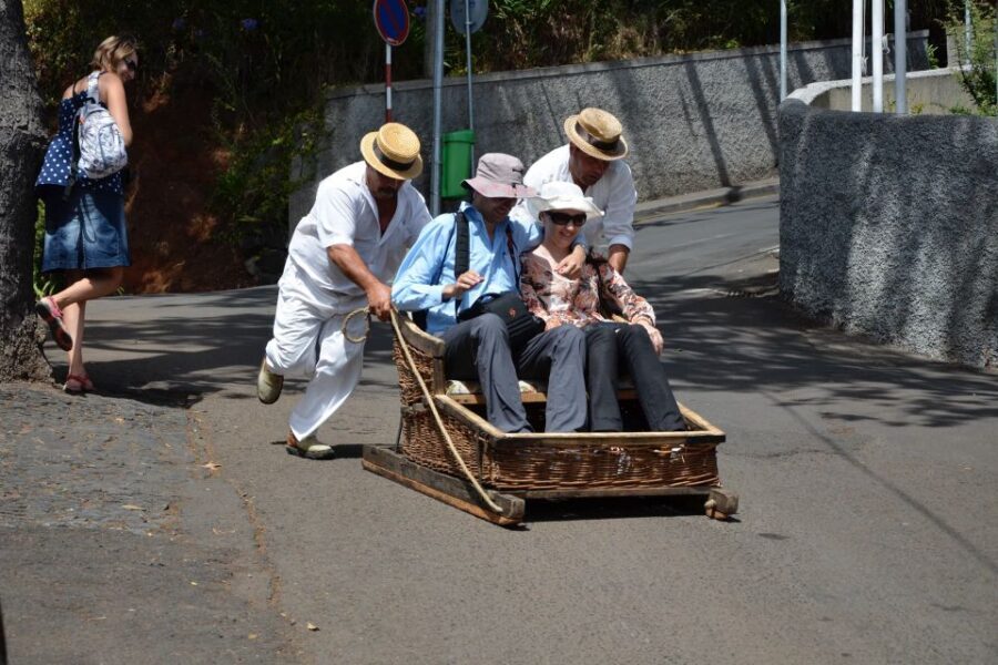 Funchal: Monte Tropical Garden & Toboggan Ride by Tuk Tuk - Monte Palace Tropical Garden: 70,000 m² and a coffee reset