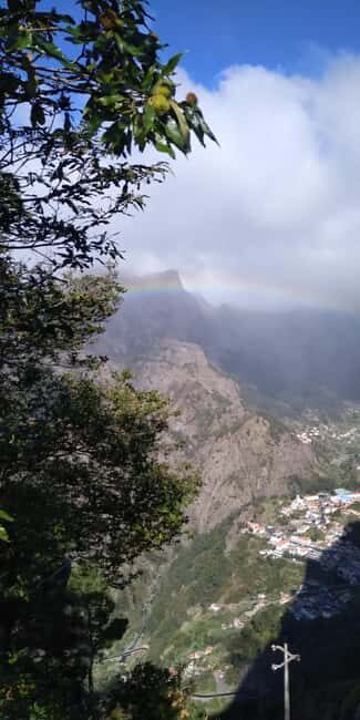 Funchal: Nuns Valley Easy Walk with Mountain Surroundings - Pico dos Barcelos: Your First 360° Moment Over Funchal