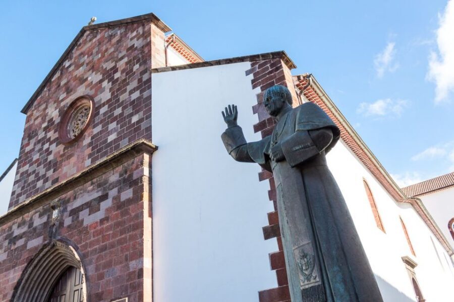 Funchal: Old Town Walking Tour - Small group energy, guide names, and why that changes the whole walk