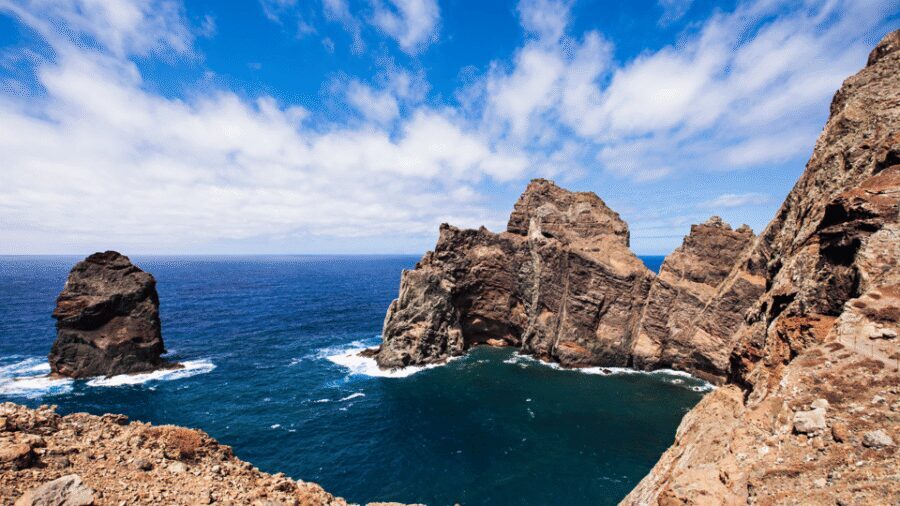 Funchal: Pico do Areeiro to Santana 4x4 East Tour - Off-road Old Roads in the Jurassic forest: fun driving, real getting-off-the-map