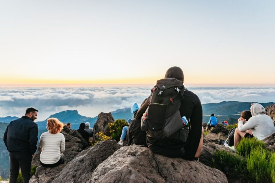 Funchal: Pico do Arieiro Sunrise Transfer Self-guided Hike - Door-to-door van timing from Funchal and Caniço