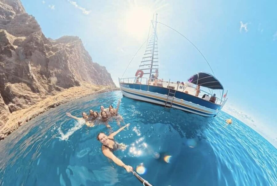Funchal: Sunset Tour on Traditional Madeiran Boat w/ Drinks - Cape Girão and Cabo Girão: the protected cliffs that make the trip worth it