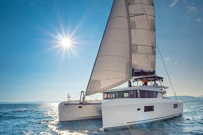 Half Day Tour on a Luxury Catamaran on Madeira Island - Three Hours of Madeira by Catamaran: what you’re really buying