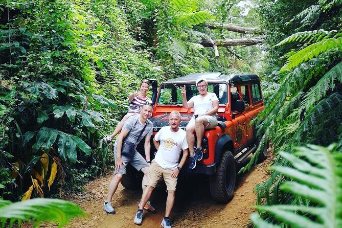Jeep Tour Amazing West to Natural Pools -Full-Day - Câmara de Lobos to Cabo Girão: Cliffs, Fishing Boats, and the Skywalk