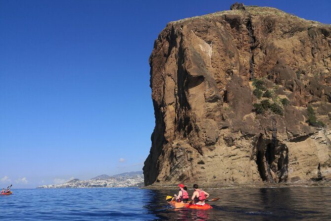 Kayak and Snorkeling Tour in Underwater Nature Reserve Garajau - Getting from Lokoloko to Praia de Garajau (and what the start feels like)