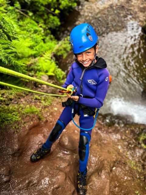 Madeira: Beginner Canyoning - Level 1 - Slides, splash downs, and natural pools for real fun