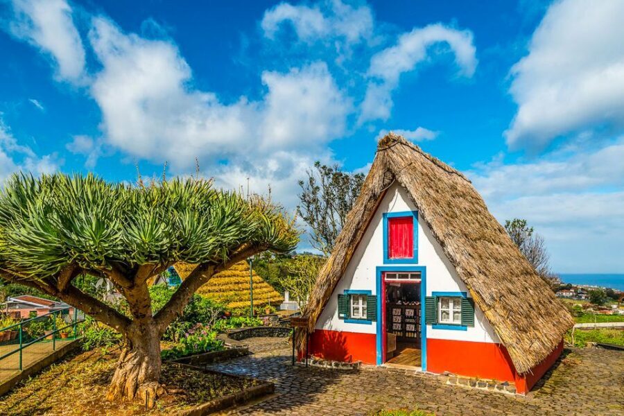 Madeira: Best of the East Tour from Funchal - Starting in Funchal: Lido meeting point and hotel pickup that keeps it easy