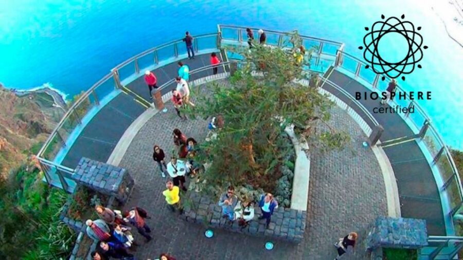 Madeira: Cabo Girao, Jeep Tour Adventure and Wine Tasting - From Funchal pickup to cliff country: how the tour fits a half-day