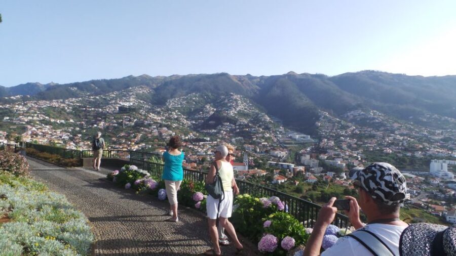 Madeira: Cabo Girao, Jeep Tour Adventure and Wine Tasting - Cabo Girão cliff and the Skywalk: planning for the extra €3