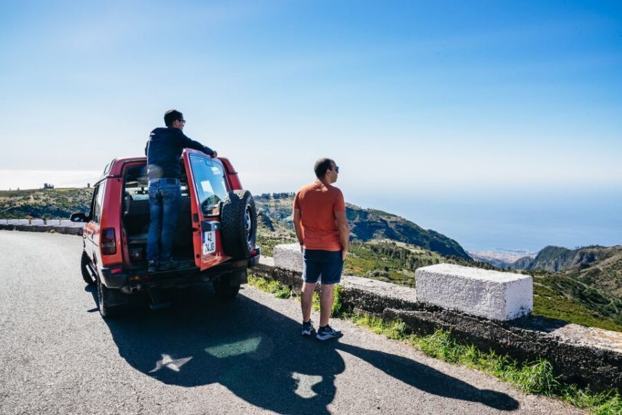 Madeira: Half-Day Pico Arieiro Jeep Tour - Pico do Arieiro in a Half-Day Jeep Route