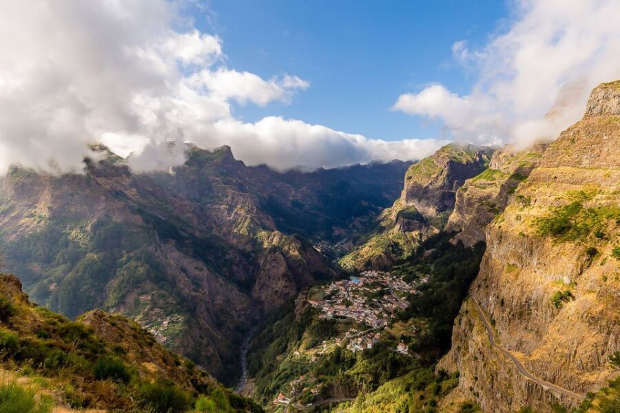 Madeira: Nuns Valley Half-Day Tour - Why the Guide Matters Here (Spanish, English, French, German, Portuguese)