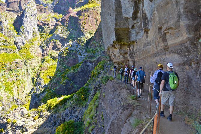 Madeira Peaks - Mountain Walk - What to pack: shoes, layers, coins, water, and your picnic