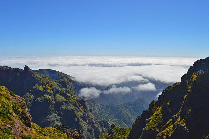 Madeira Peaks - Mountain Walk - Route logic: how the day flows from high start to Pico Ruivo