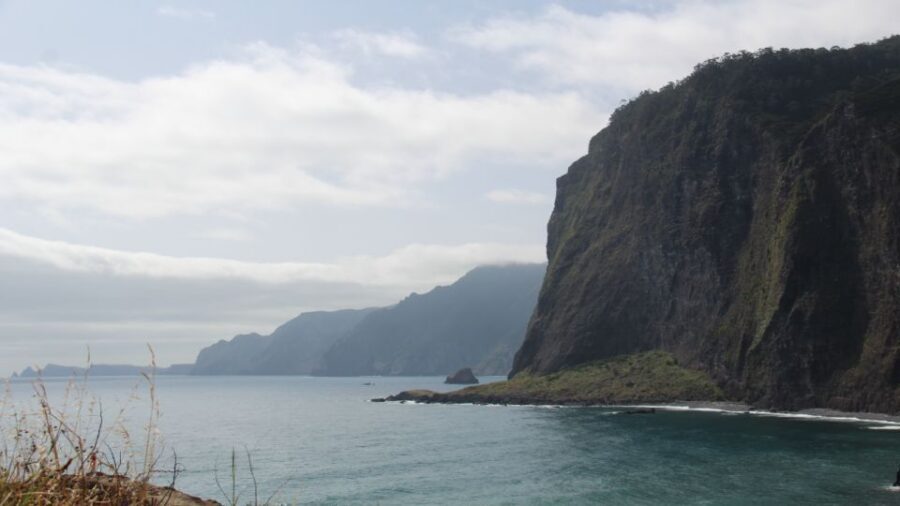 Madeira: Pico do Areeiro Sunrise Tour - Weather realities: plan for mist, cold, and changing pickup times
