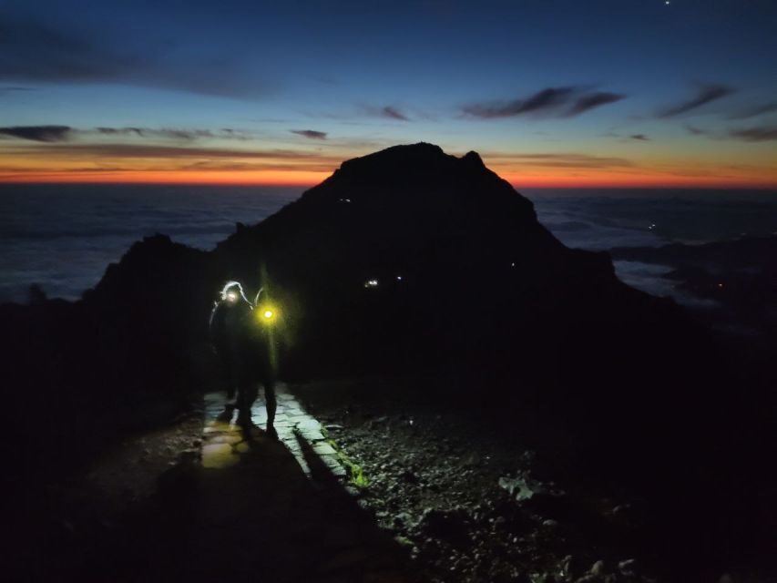 Madeira: Pico Ruivo Guided Sunrise Hike with Hotel Pickup - What to bring so cold and footing don’t ruin your morning