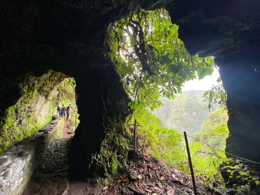 Madeira: PR 9 - Levada do Caldeirão Verde Hike Transfer - Timing that actually matches reality (not wishful thinking)