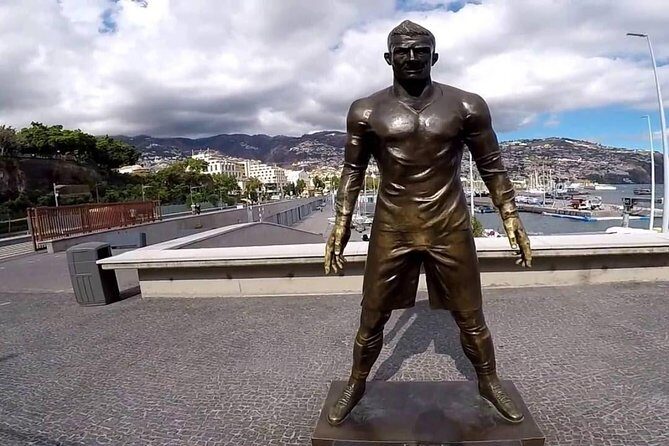 Madeira: Private Cristiano Ronaldo Tour with CR7 Museum - Visiting Ronaldo’s First Official Club: Andorinha Football Stadium