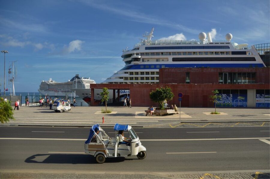 Madeira: Private Funchal City Tour in a Tukxi - Fortaleza de São João Baptista do Pico: the top-of-town photo moment