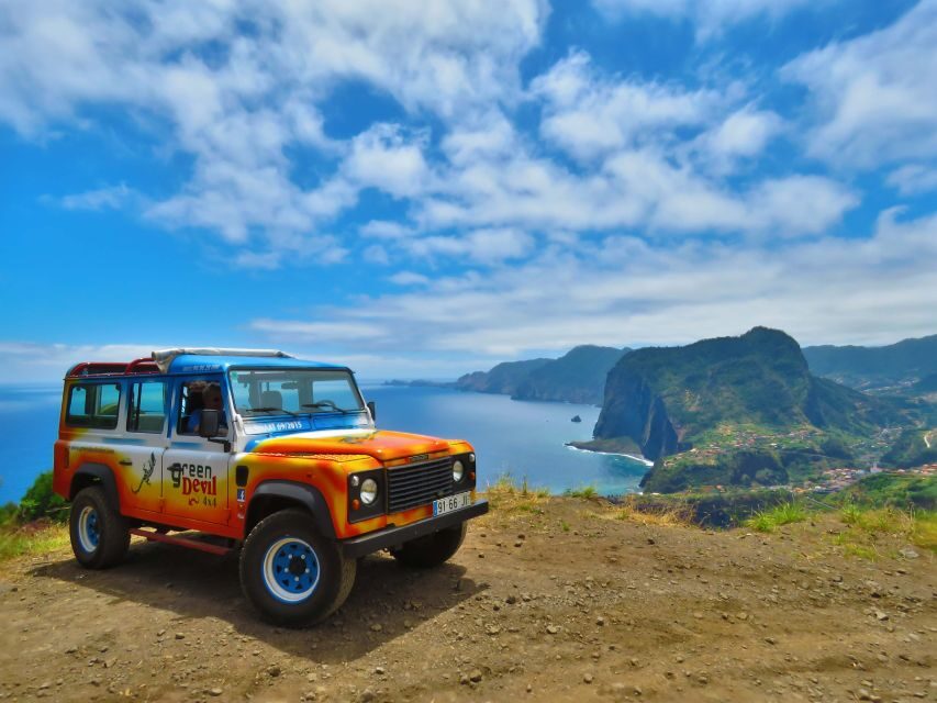 Madeira : Santana & Peaks full day tour by Open 4x4 - Porto da Cruz to the coast road: sugar cane and real Madeira flavors