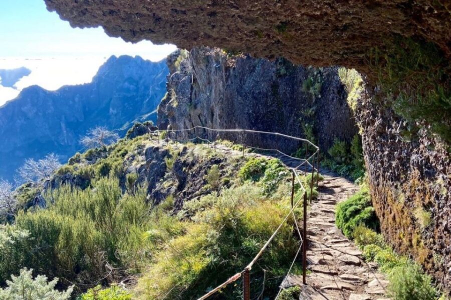 Pico Do Arieiro Pico Ruivo Sunrise or Morning Hike Transfers - When conditions change: partial closures and plan B