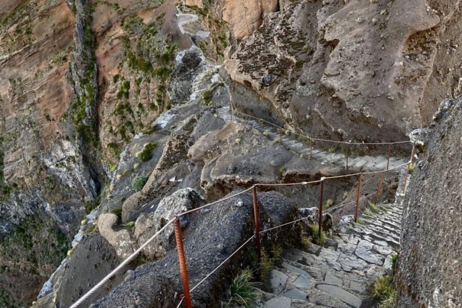 Pico Do Arieiro Pico Ruivo Sunrise or Morning Hike Transfers - How hard is it, who should book it, and who should skip it