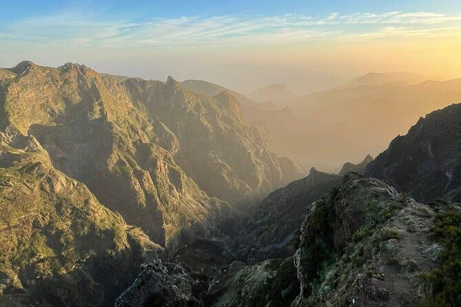 PR1 Sunrise Pico do Arieiro Self-Guided Hiking Transfer - The end stop: coffee, food, and a reason to finish strong