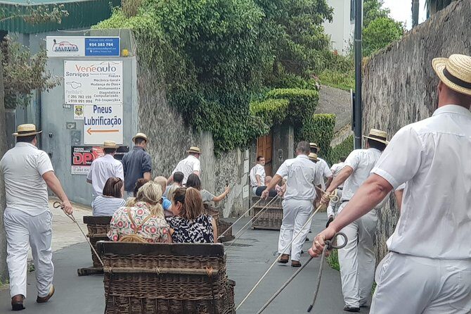 Private Tuk Tuk Tour to Old Town + Monte in Funchal - Stop 1: Paroquia de Nossa Senhora do Monte (and Why the Short Visit Works)