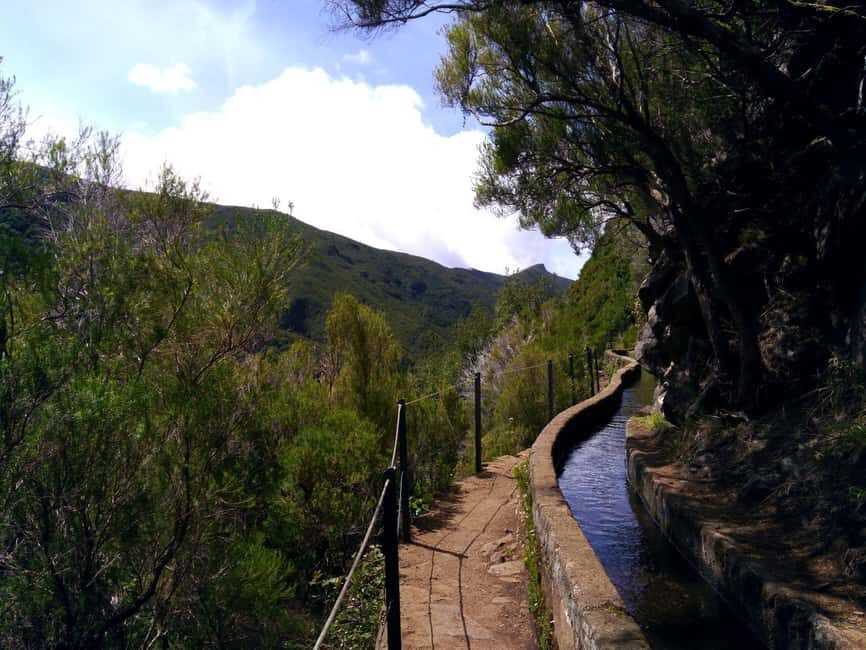 Rabaçal: 25 Fontes & Risco Levada Transfer Self-guided Hike - What to expect at the café finish: Casa do Rabaçal reality check
