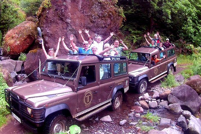 Skywalk with Wines Tasting and Vineyards Half day 4x4 Adventure - The São Vicente portion: steep vines, lime stories, and Quinta Barbusano