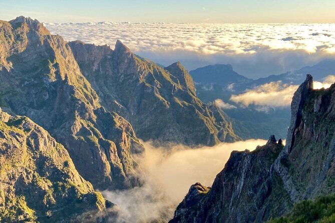 Sunrise Transfer To Pico Do Arieiro, Hike To Pico Ruivo & Return From Teixeira - When conditions change: PR1 closures and weather cancellations