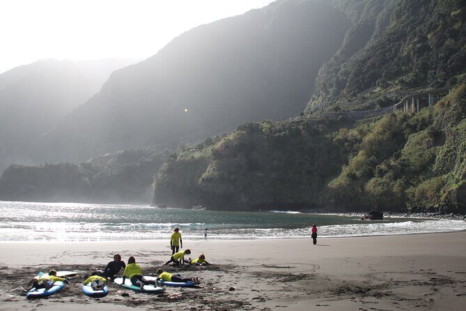 Surfing Lessons in Madeira - Key Points at a Glance