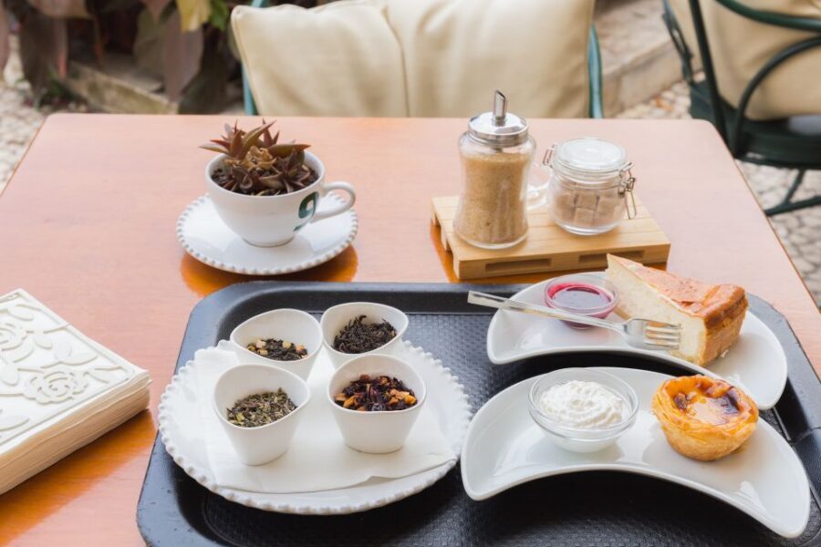 Taste Funchal: food, wine and cultural tour - Madeira Wine, Tea, and Other Local Drinks: What You’ll Actually Taste