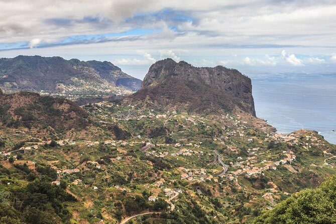 The East Tour-Pico do Areeiro,Santana & Pico do Facho Small Group - Stop 4: Porto da Cruz Rum Factory House (Taste Included)